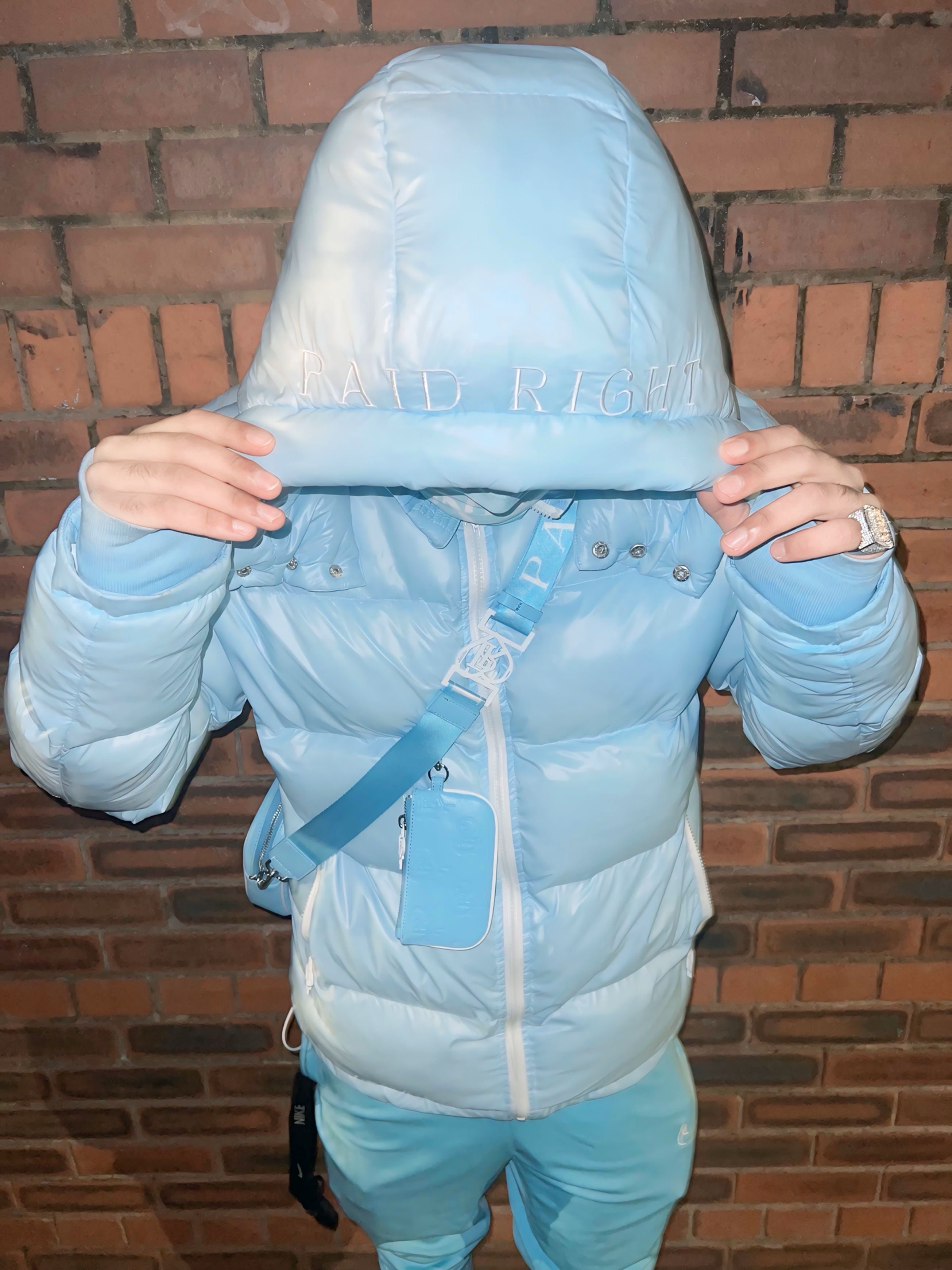 PR Badge Puffer Baby Blue x White