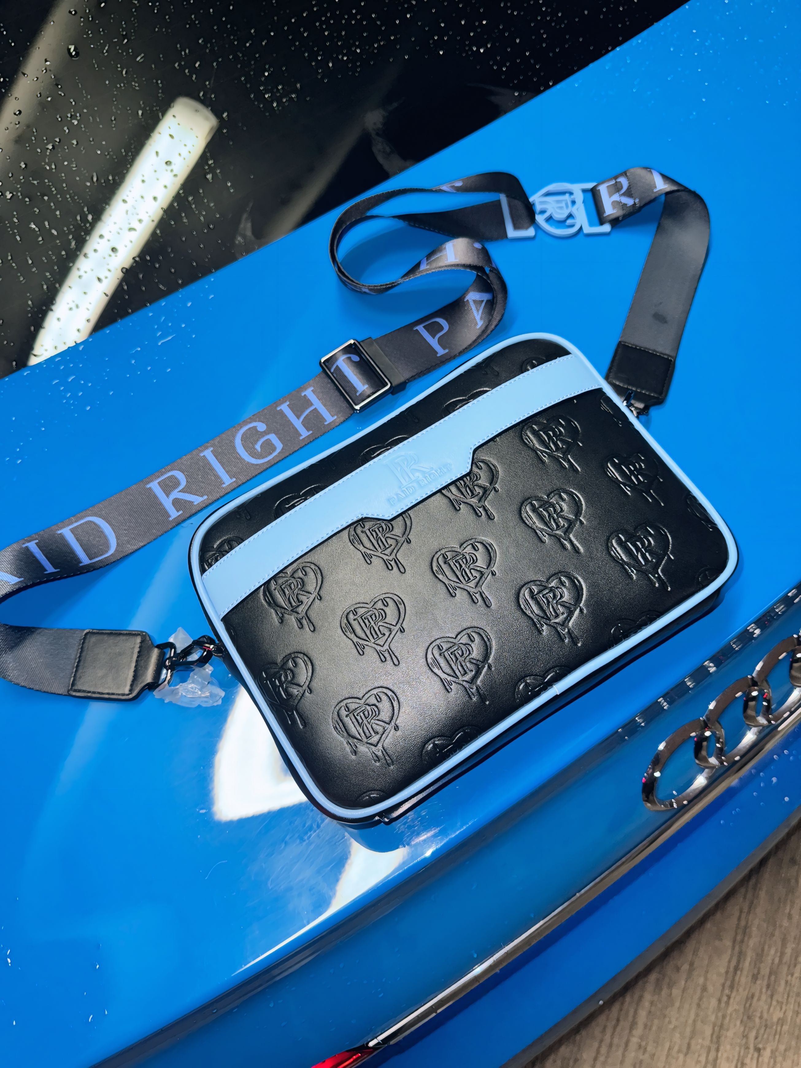 PR Messenger Bag - Black x Blue