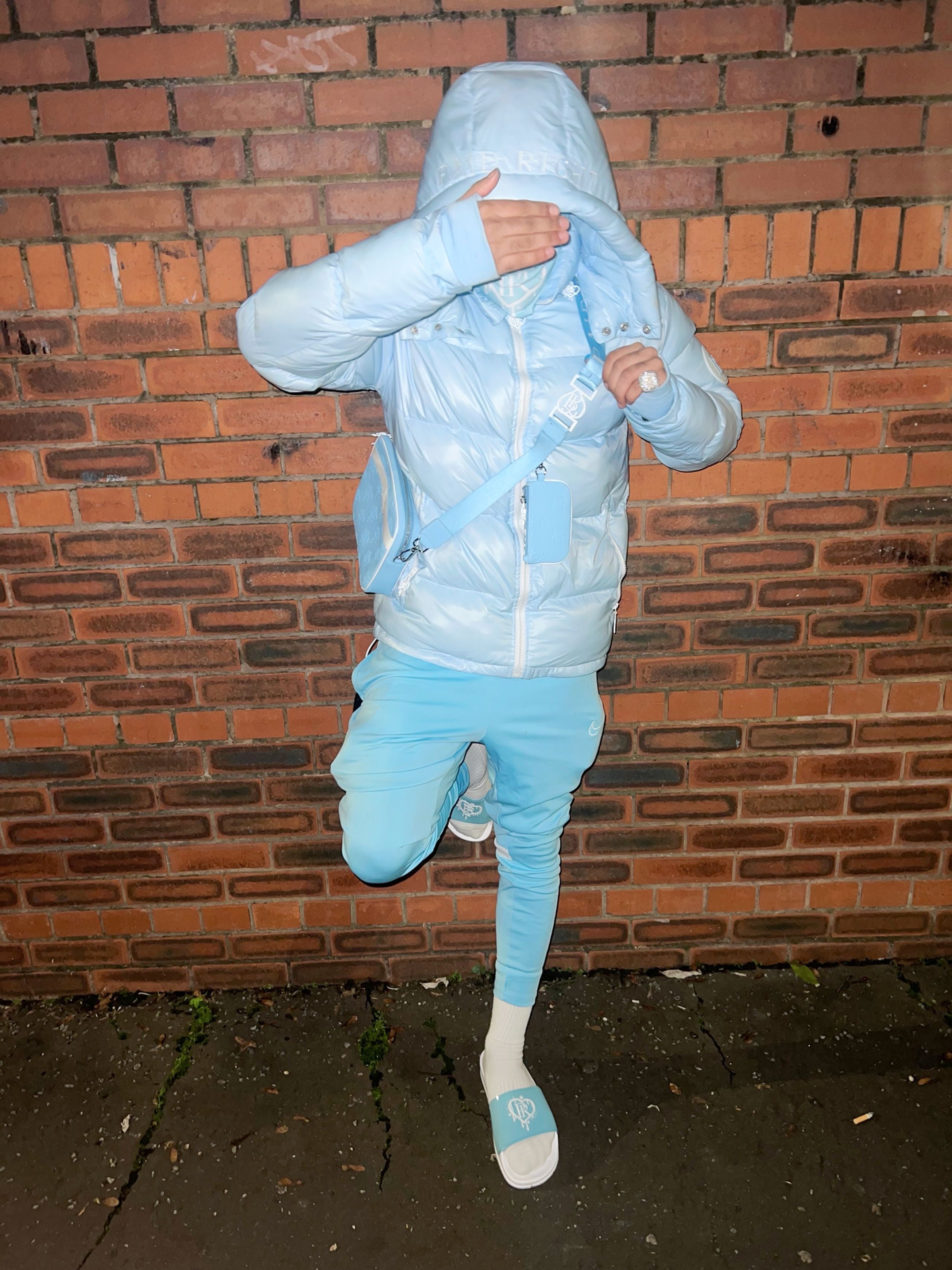 PR Badge Puffer Baby Blue x White