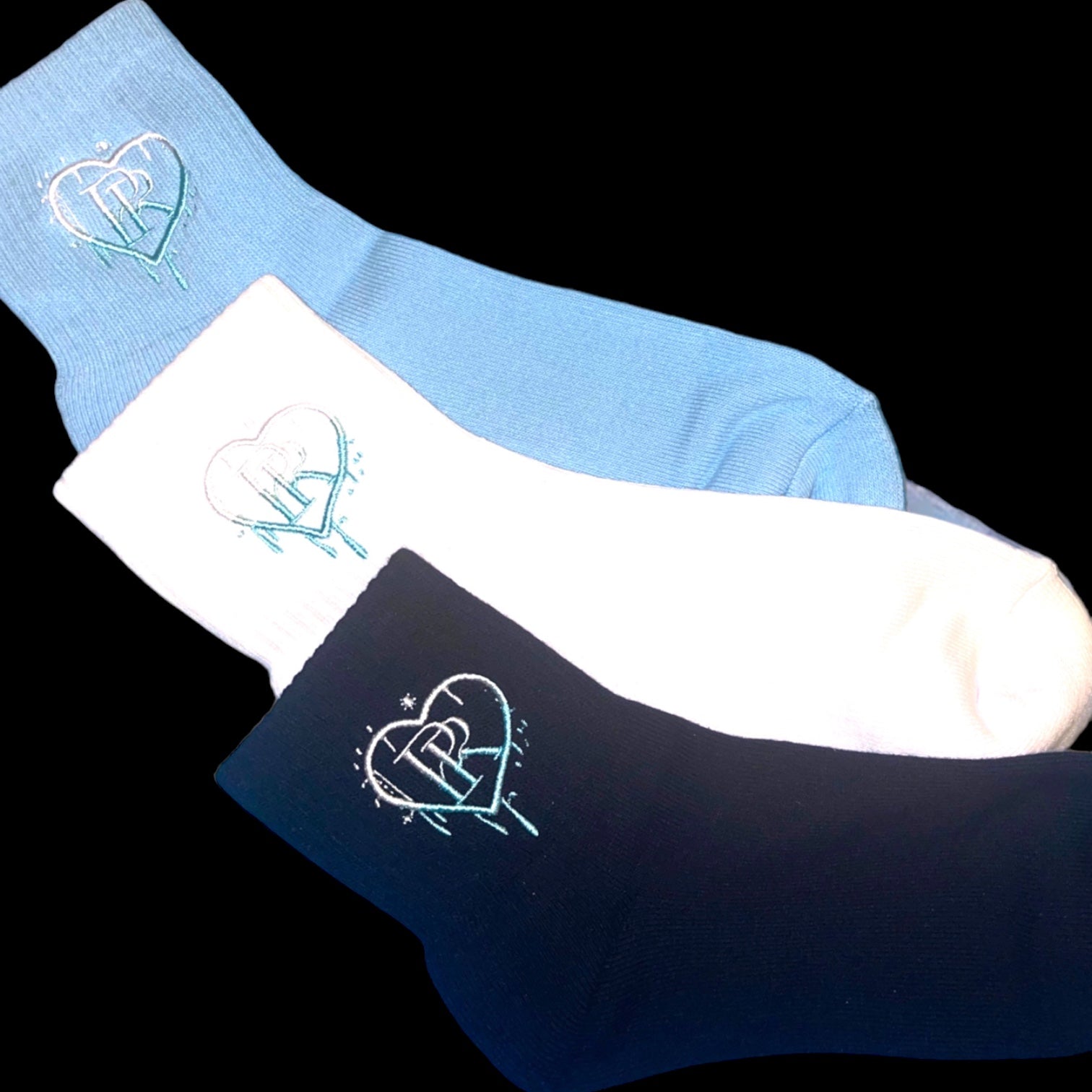PR White HD Embroidered Low Crew Socks